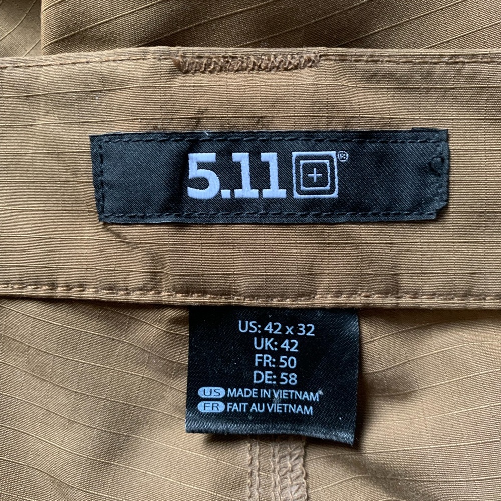 LIKE NEW 5.11 Tactical Connor Cargo Tactical Utility Pants Battle Brown Size 42 - Picture 9 of 9